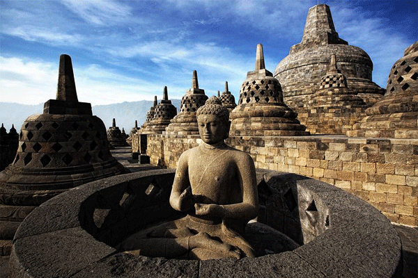 इंडोनेशिया का बोरोबुदुर मंदिर : जो सबसे पुराना बौद्ध मंदिर है