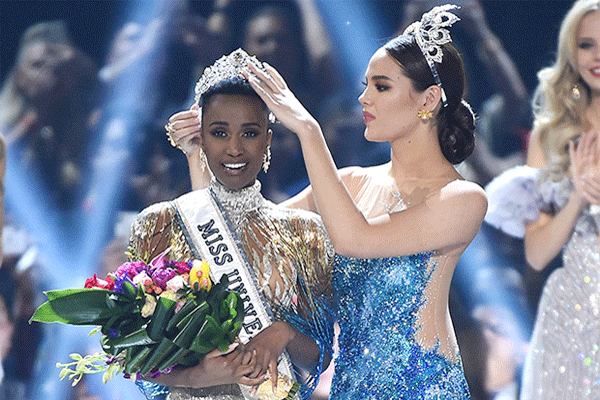 मिस यूनिवर्स 2019 का खिताब साउथ अफ्रीका की जोजिबनी टूंजी ने जीता